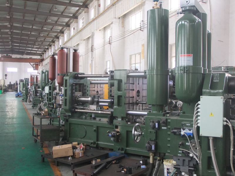 650 t水平アルミ合金コールドチャンバー圧力ダイ鋳造機仕入れ・メーカー・工場
