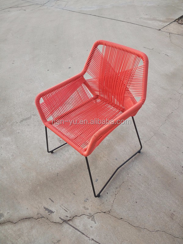 ホット販売屋外ウィッカーチェア赤い籐の椅子仕入れ・メーカー・工場