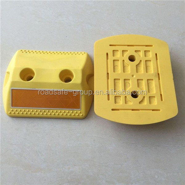 plastic road stud