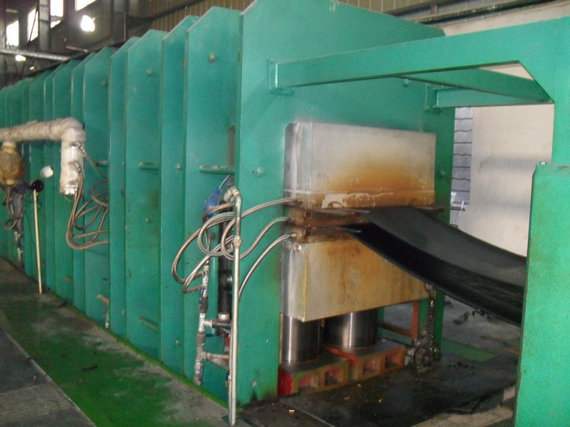 belt vulcanizing line--2.jpg