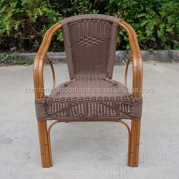 竹仕上げ鋼の内部を持つ籐の椅子仕入れ・メーカー・工場