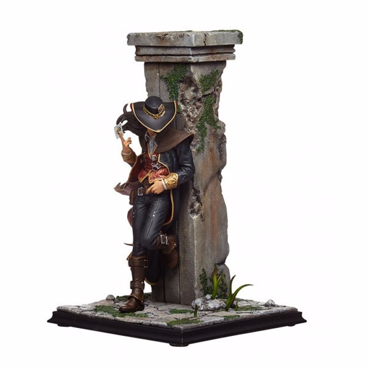 twisted fate statue