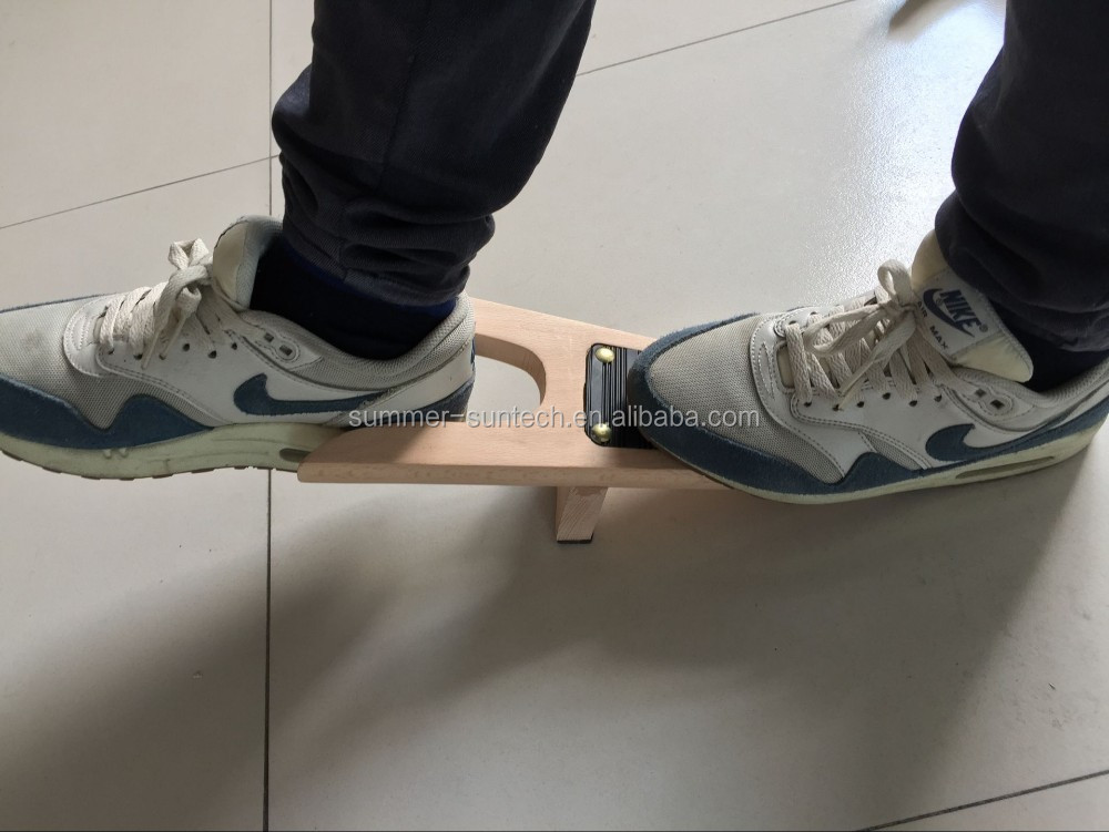 Boot jack picture from Suntech 0827-2.jpg