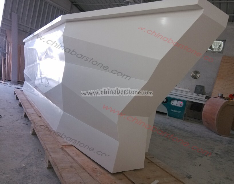 多角形のレセプションデスクと白いアクリル固体表面仕入れ・メーカー・工場
