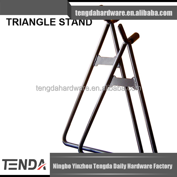 TRIANGLE STAND.jpg