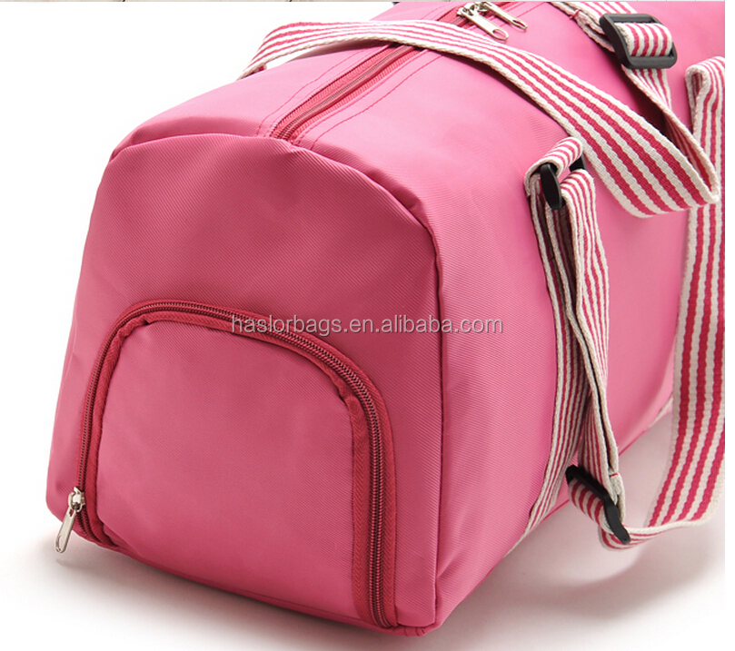 Durable shoulder travel bag for men with handle