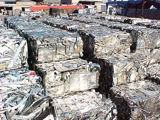 Stainless_Steel_Scrap.jpg