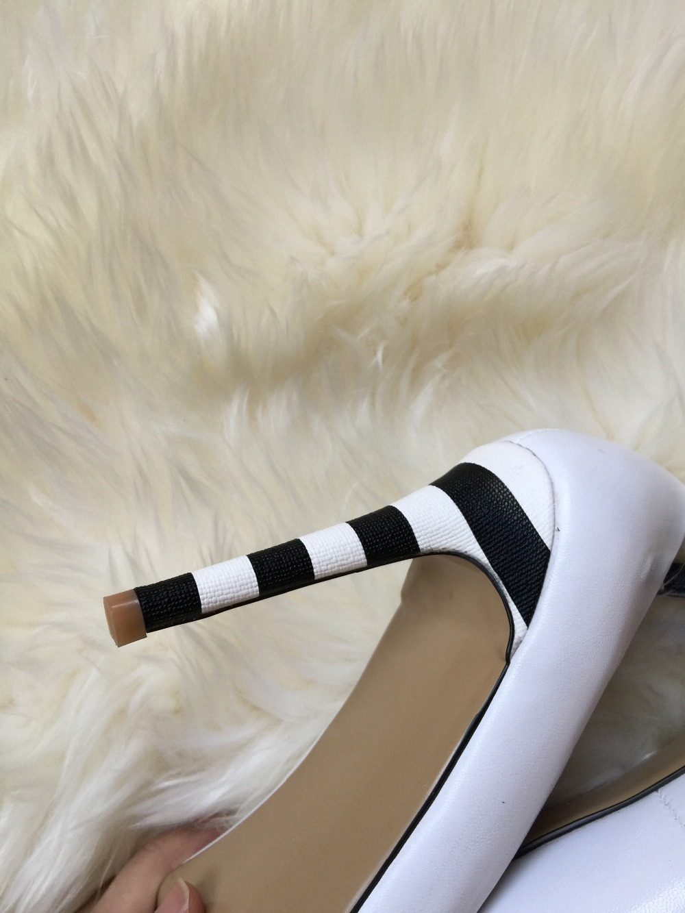 最新のデザインサイズ41op18ブラックのフロント女性ハイヒールの靴の椅子仕入れ・メーカー・工場