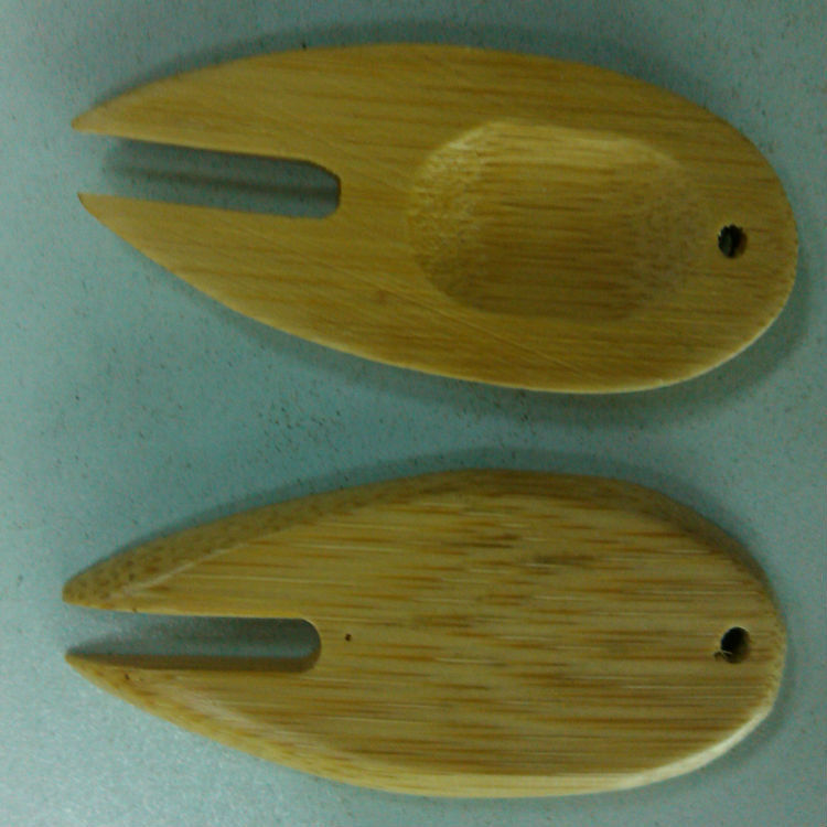 bamboo pitchfork divot