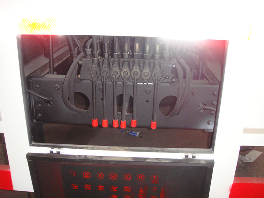 DSC02671_.jpg