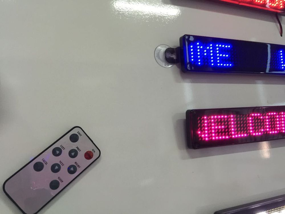 ミニ車の駐車はled表示記号表示メッセージボードのためのセメント2吸盤付き仕入れ・メーカー・工場