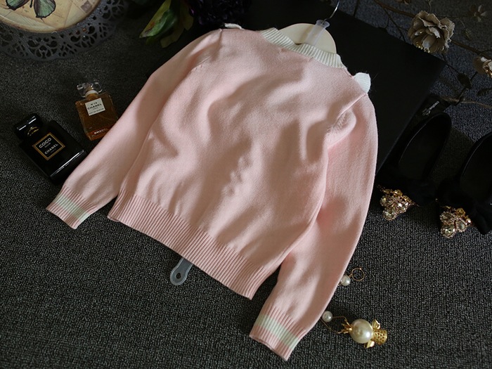 新しいファッションブティック低いmoq赤ちゃんの女の子パターンの手作られたウールのセーター仕入れ・メーカー・工場