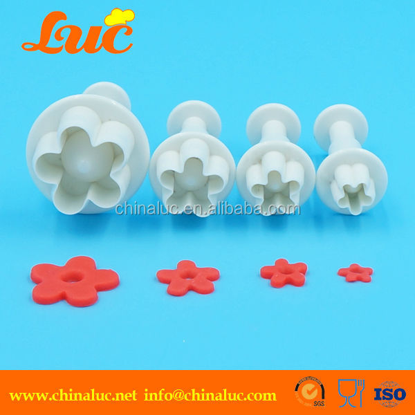 Professional cake decorating accessories wholesale cake decorating