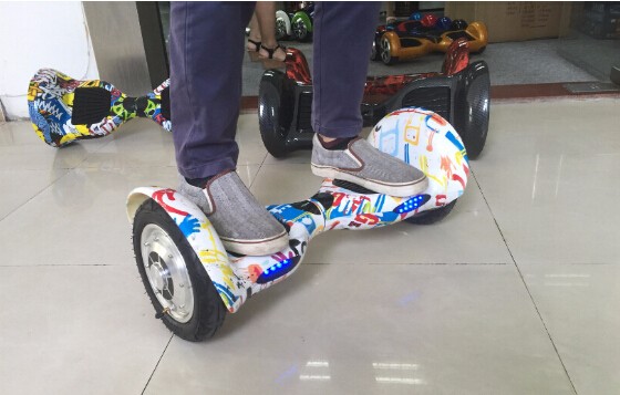 工場直接10インチ二輪自己スマート電気バランススクータースケートボード電動hoverboard卸売と小売仕入れ・メーカー・工場