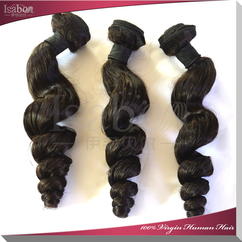イザベル100グラムマレーシアの髪ゆるいウェーブヘア100％フルキューティクルそのまま8から32インチ染色することができる行きの格安のvirginマレーシアの髪問屋・仕入れ・卸・卸売り