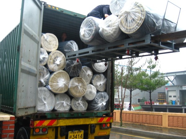 loading pic 063.jpg