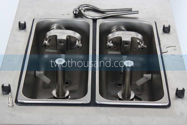 2014 New Style Commercial Soft Ice Cream Machine with Air Pump and CE Approval