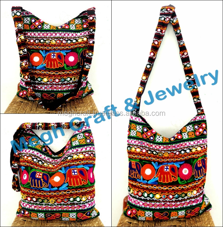 kutch bag1.jpg