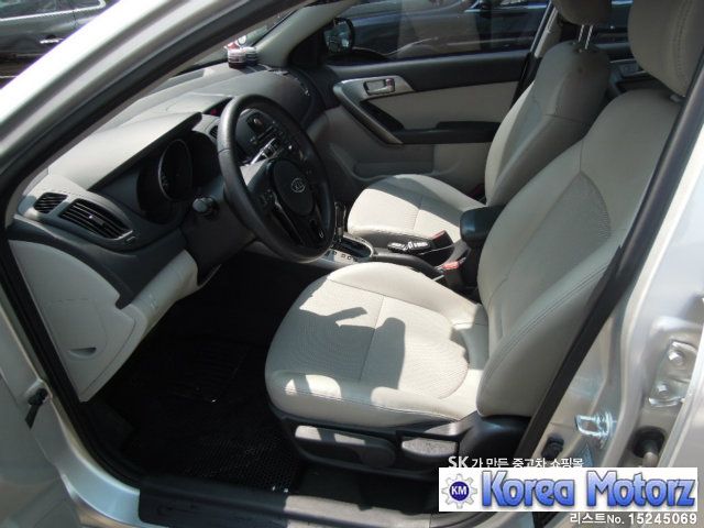 韓国は車を使用起亜フォルテ2009年( 15245069)問屋・仕入れ・卸・卸売り