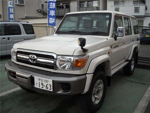 toyota land cruiser 70 indonesia #4