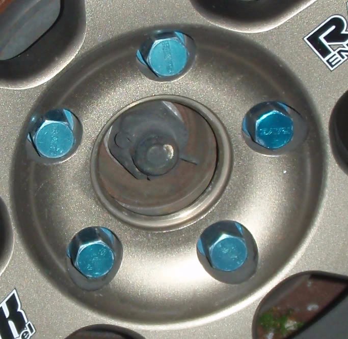 WheelNutCondition.jpg