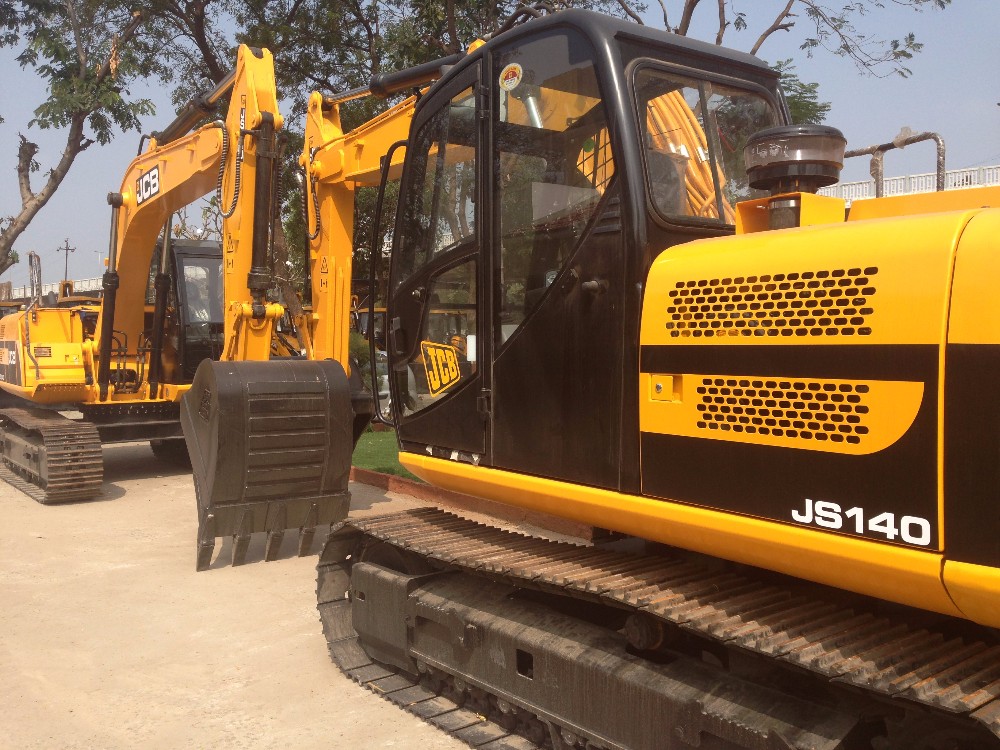 JCB JS 140 HYDRAULIC TRACKED EXCAVATOR Next Generation JCB JS 140 Exceptional Look Earth moving Machinery Specifically Designed Alibaba