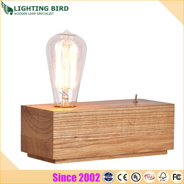 ヴィンテージ木製テーブルランプエジソン電球、 電力源とナチュラルカラーのテーブルランプ問屋・仕入れ・卸・卸売り